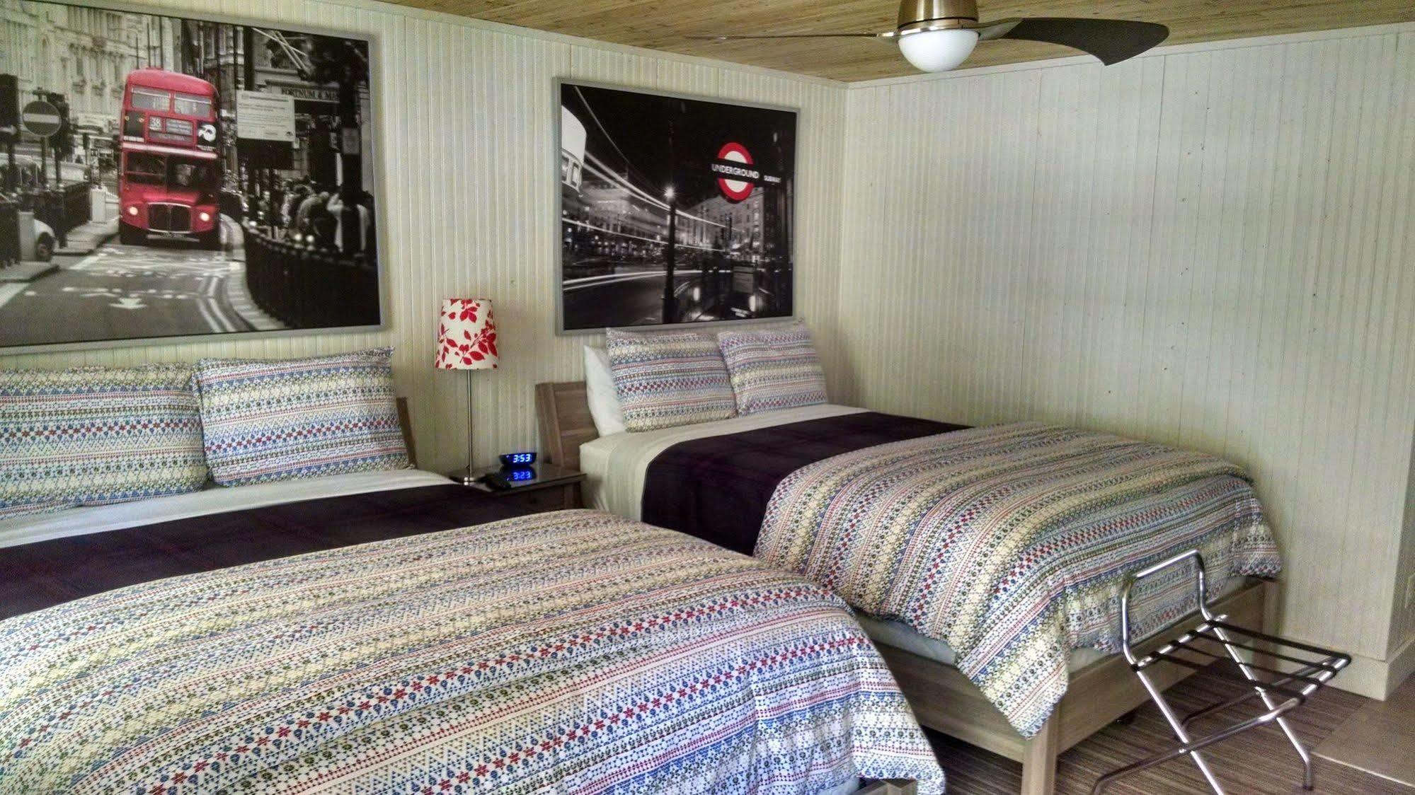 The Saugatuck Retro Resort Eksteriør bilde